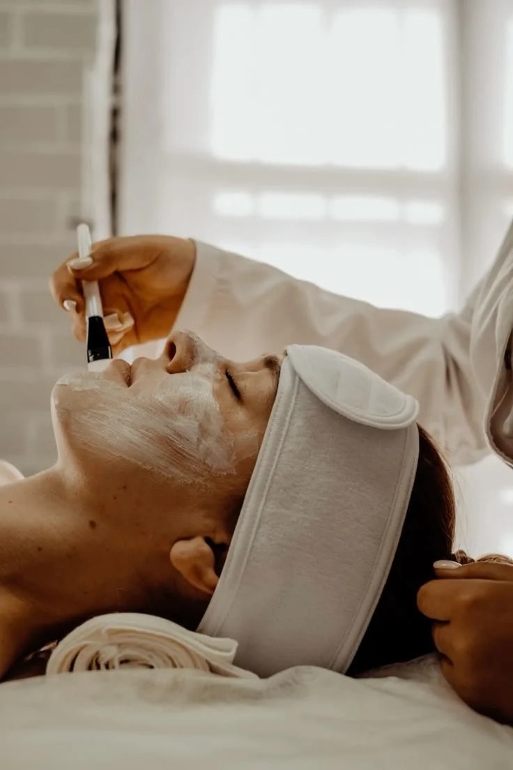 Aesthetic cosmetology facial treatment